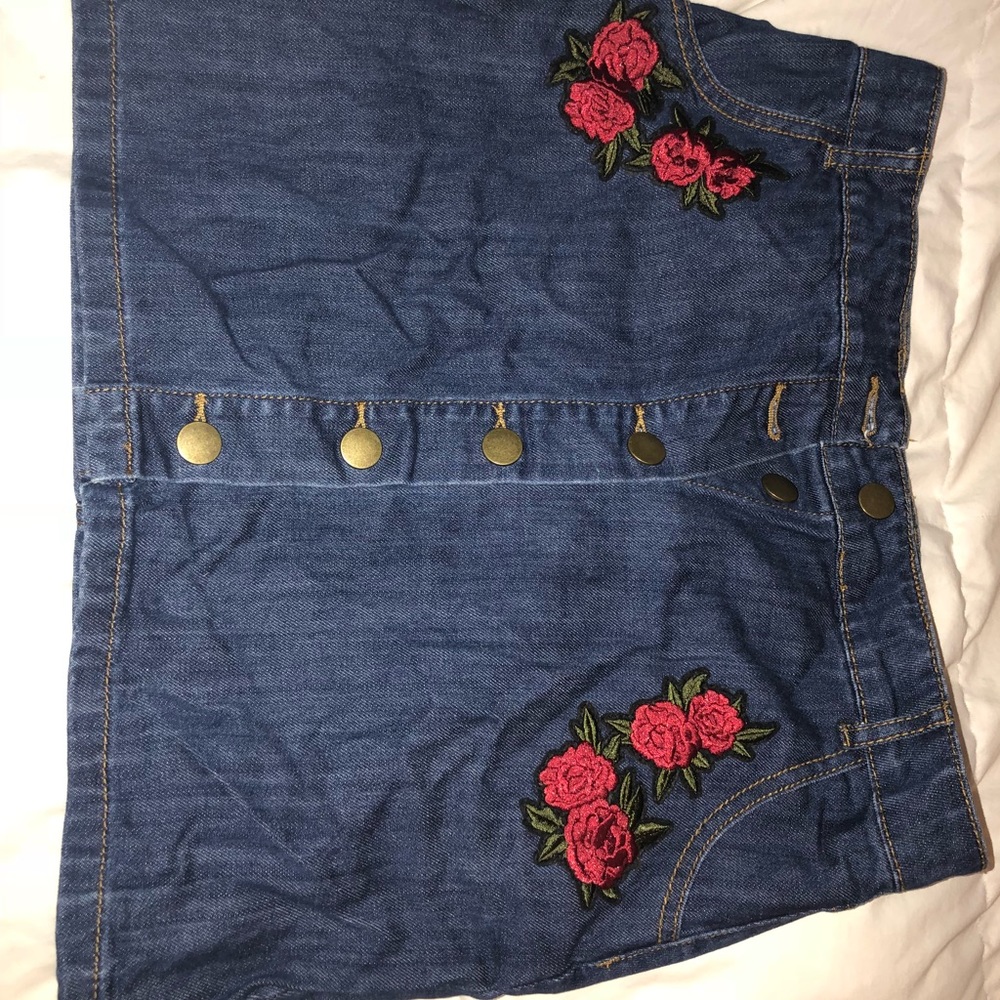 Forever 21 skirt